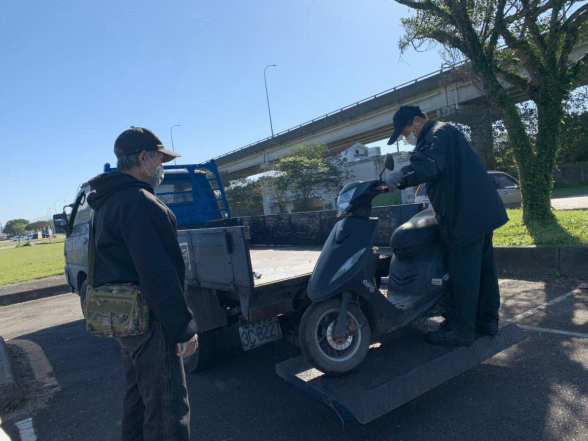 幫老爸報廢老舊機車，換電動車補助優惠超級多～